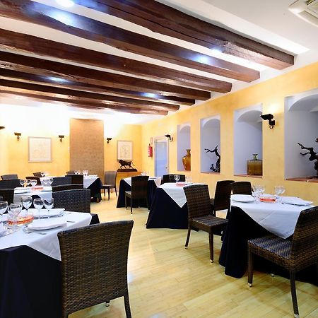 Hotel Ahc Palacio Кориа Экстерьер фото